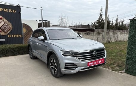 Volkswagen Touareg III, 2019 год, 5 900 000 рублей, 4 фотография