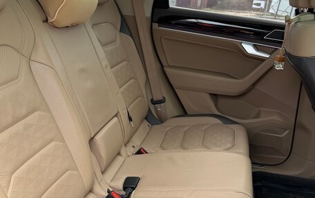 Volkswagen Touareg III, 2019 год, 5 900 000 рублей, 14 фотография