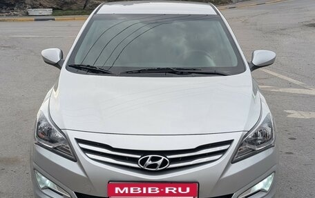 Hyundai Solaris II рестайлинг, 2016 год, 1 230 000 рублей, 2 фотография