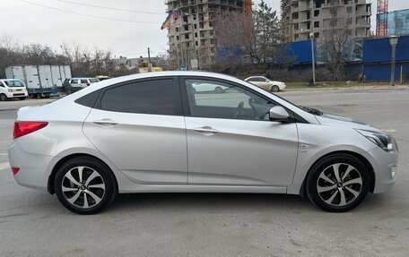 Hyundai Solaris II рестайлинг, 2016 год, 1 230 000 рублей, 5 фотография