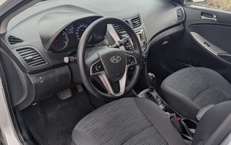 Hyundai Solaris II рестайлинг, 2016 год, 1 230 000 рублей, 15 фотография