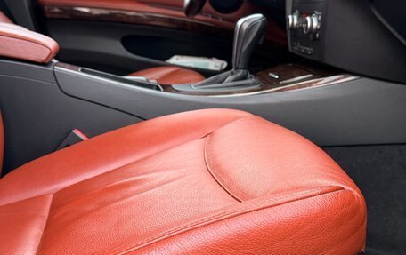 BMW 3 серия, 2009 год, 1 300 000 рублей, 13 фотография