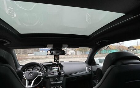 Mercedes-Benz E-Класс, 2016 год, 2 300 000 рублей, 3 фотография