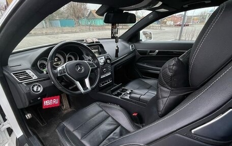 Mercedes-Benz E-Класс, 2016 год, 2 300 000 рублей, 2 фотография