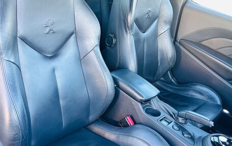 Peugeot RCZ I рестайлинг, 2013 год, 1 550 000 рублей, 17 фотография