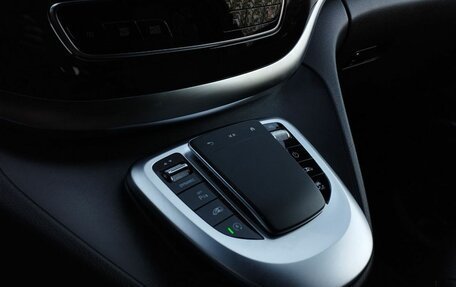 Mercedes-Benz V-Класс, 2021 год, 7 650 000 рублей, 14 фотография