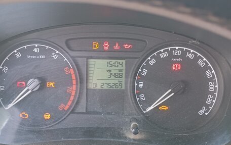 Skoda Fabia II, 2008 год, 500 000 рублей, 2 фотография