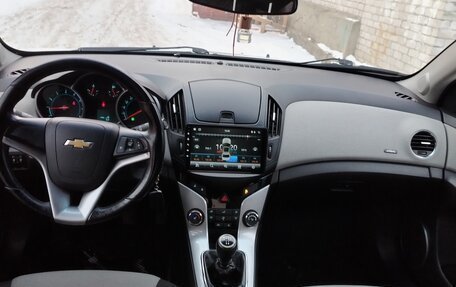 Chevrolet Cruze II, 2013 год, 810 000 рублей, 4 фотография