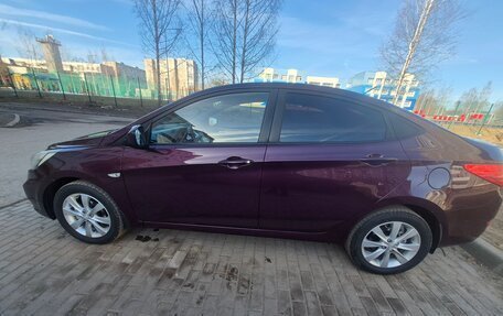 Hyundai Solaris II рестайлинг, 2011 год, 780 000 рублей, 3 фотография
