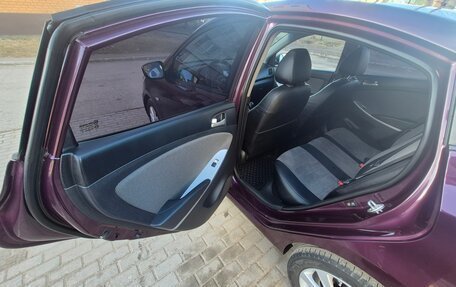 Hyundai Solaris II рестайлинг, 2011 год, 780 000 рублей, 4 фотография