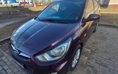 Hyundai Solaris II рестайлинг, 2011 год, 780 000 рублей, 9 фотография