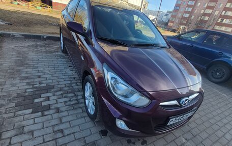 Hyundai Solaris II рестайлинг, 2011 год, 780 000 рублей, 8 фотография