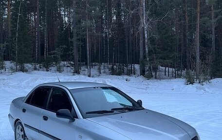 Mitsubishi Carisma I, 2002 год, 350 000 рублей, 2 фотография