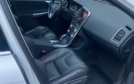 Volvo XC60 II, 2017 год, 2 600 000 рублей, 5 фотография