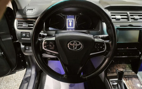 Toyota Camry, 2017 год, 2 300 000 рублей, 7 фотография