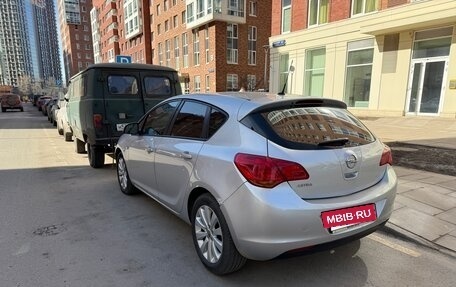 Opel Astra J, 2010 год, 430 000 рублей, 2 фотография