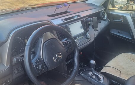 Toyota RAV4, 2017 год, 2 500 000 рублей, 5 фотография