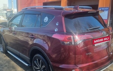 Toyota RAV4, 2017 год, 2 500 000 рублей, 4 фотография