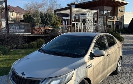 KIA Rio III рестайлинг, 2012 год, 630 000 рублей, 2 фотография