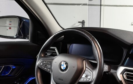 BMW 3 серия, 2019 год, 3 591 000 рублей, 12 фотография