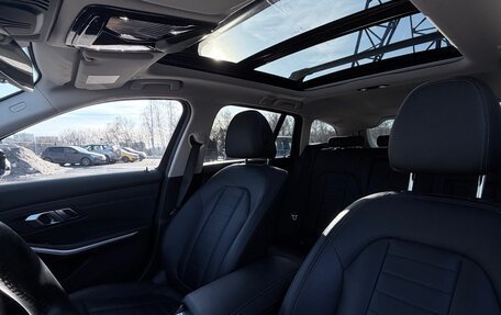 BMW 3 серия, 2019 год, 3 591 000 рублей, 24 фотография