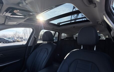 BMW 3 серия, 2019 год, 3 591 000 рублей, 23 фотография