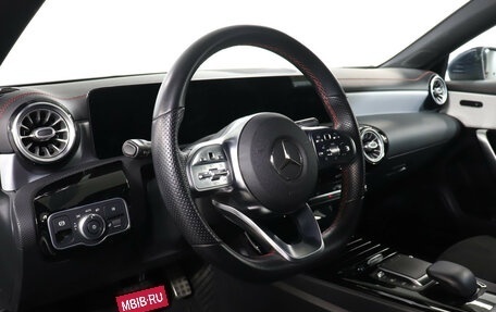 Mercedes-Benz CLA, 2020 год, 2 629 000 рублей, 13 фотография