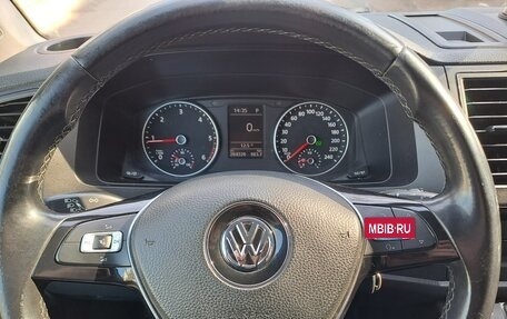 Volkswagen Caravelle T6 рестайлинг, 2018 год, 3 445 000 рублей, 16 фотография