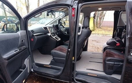 Toyota Alphard III, 2013 год, 2 250 000 рублей, 27 фотография