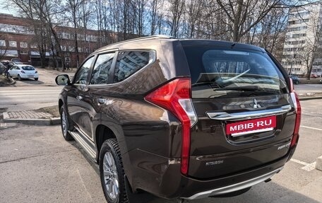 Mitsubishi Pajero Sport III рестайлинг, 2019 год, 3 900 000 рублей, 5 фотография