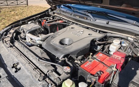 Mitsubishi Pajero Sport III рестайлинг, 2019 год, 3 900 000 рублей, 26 фотография