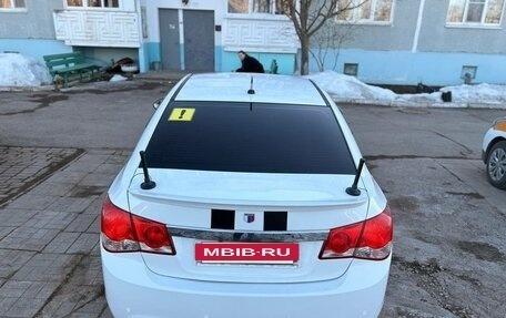 Chevrolet Cruze II, 2011 год, 650 000 рублей, 2 фотография