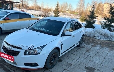 Chevrolet Cruze II, 2011 год, 650 000 рублей, 6 фотография