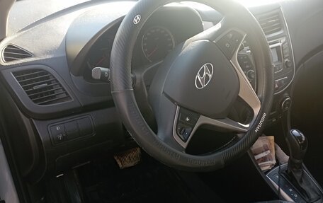 Hyundai Solaris II рестайлинг, 2015 год, 1 000 150 рублей, 3 фотография