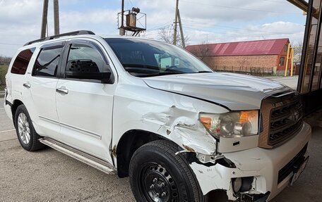Toyota Sequoia II рестайлинг, 2010 год, 2 800 000 рублей, 2 фотография
