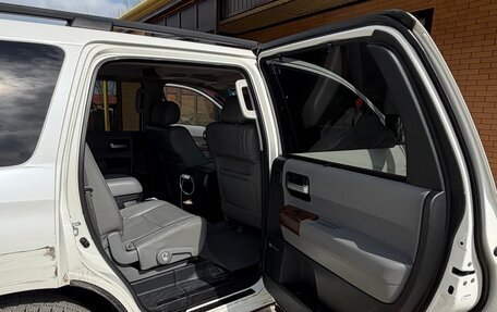 Toyota Sequoia II рестайлинг, 2010 год, 2 800 000 рублей, 12 фотография