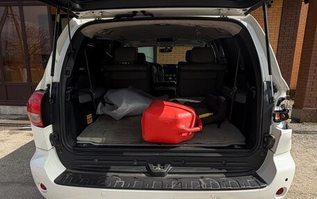 Toyota Sequoia II рестайлинг, 2010 год, 2 800 000 рублей, 14 фотография