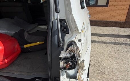 Toyota Sequoia II рестайлинг, 2010 год, 2 800 000 рублей, 17 фотография