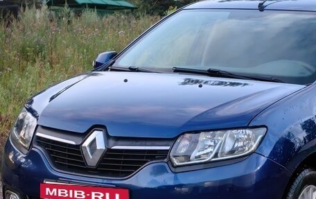 Renault Logan II, 2016 год, 799 000 рублей, 3 фотография