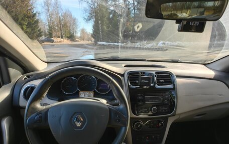 Renault Logan II, 2016 год, 799 000 рублей, 12 фотография