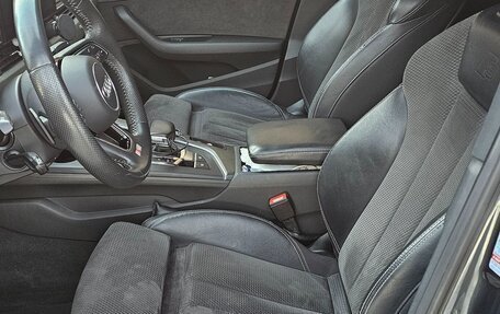 Audi A4, 2018 год, 2 990 000 рублей, 16 фотография