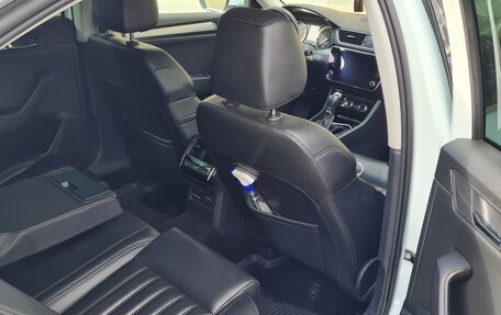 Skoda Superb III рестайлинг, 2018 год, 2 700 000 рублей, 5 фотография