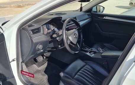 Skoda Superb III рестайлинг, 2018 год, 2 700 000 рублей, 8 фотография