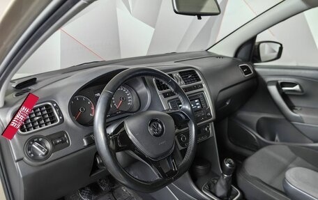 Volkswagen Polo VI (EU Market), 2016 год, 998 000 рублей, 19 фотография