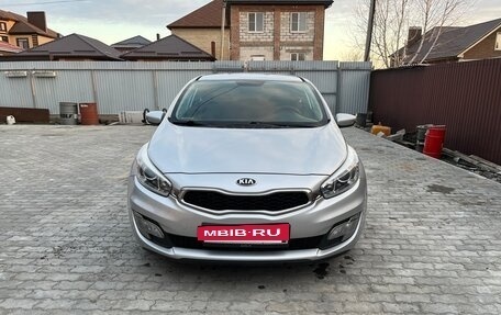 KIA cee'd III, 2013 год, 1 050 000 рублей, 2 фотография