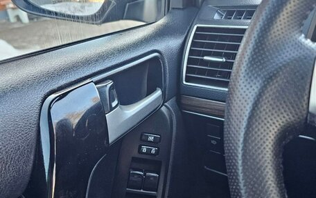 Toyota Land Cruiser Prado 150 рестайлинг 2, 2020 год, 3 999 999 рублей, 3 фотография