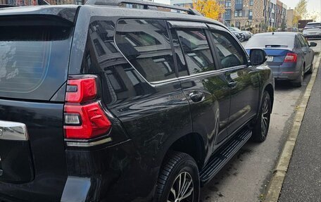 Toyota Land Cruiser Prado 150 рестайлинг 2, 2020 год, 3 999 999 рублей, 10 фотография