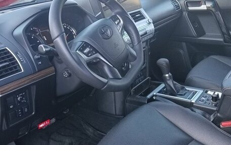 Toyota Land Cruiser Prado 150 рестайлинг 2, 2020 год, 3 999 999 рублей, 9 фотография