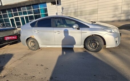 Toyota Prius, 2010 год, 700 000 рублей, 4 фотография