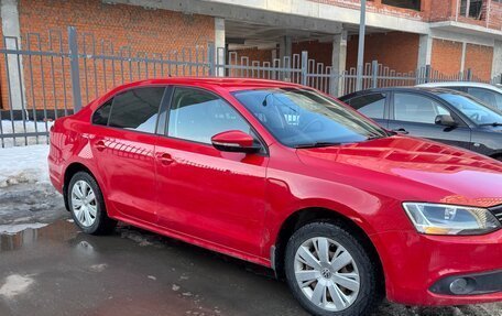 Volkswagen Jetta VI, 2012 год, 880 000 рублей, 12 фотография